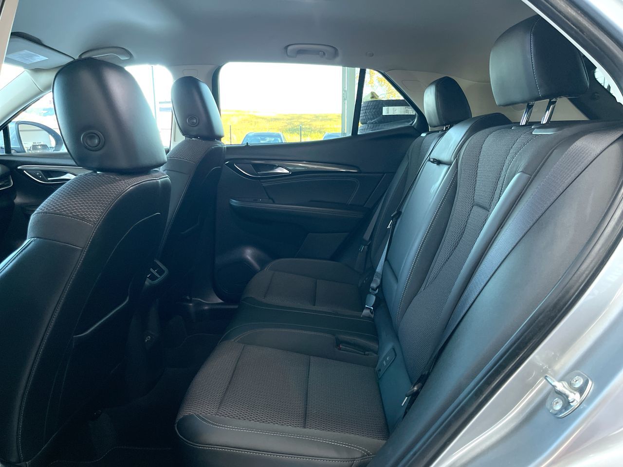 Buick Envision  2023 à Calgary, Alberta