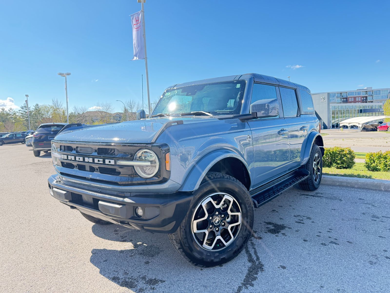 2025 Ford Bronco Outer Banks (Heated Seats,Blind Spot,Carplay)
