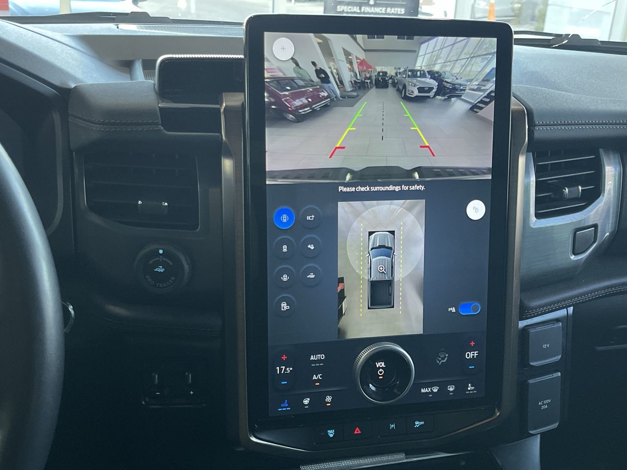 Ford F150 Lightning  2023 à Calgary, Alberta