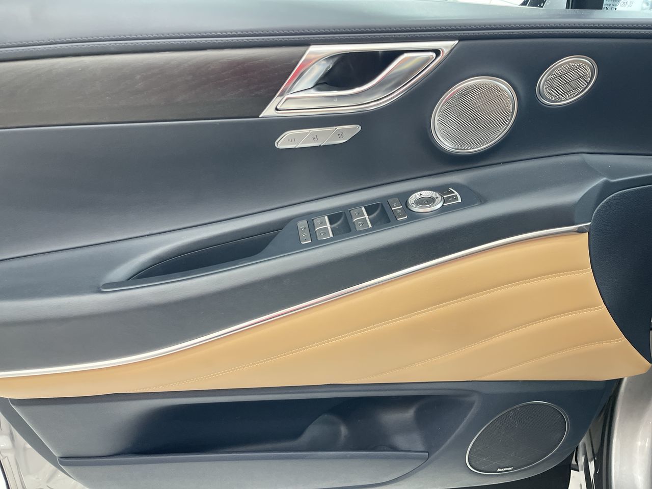2024 GENESIS GV80