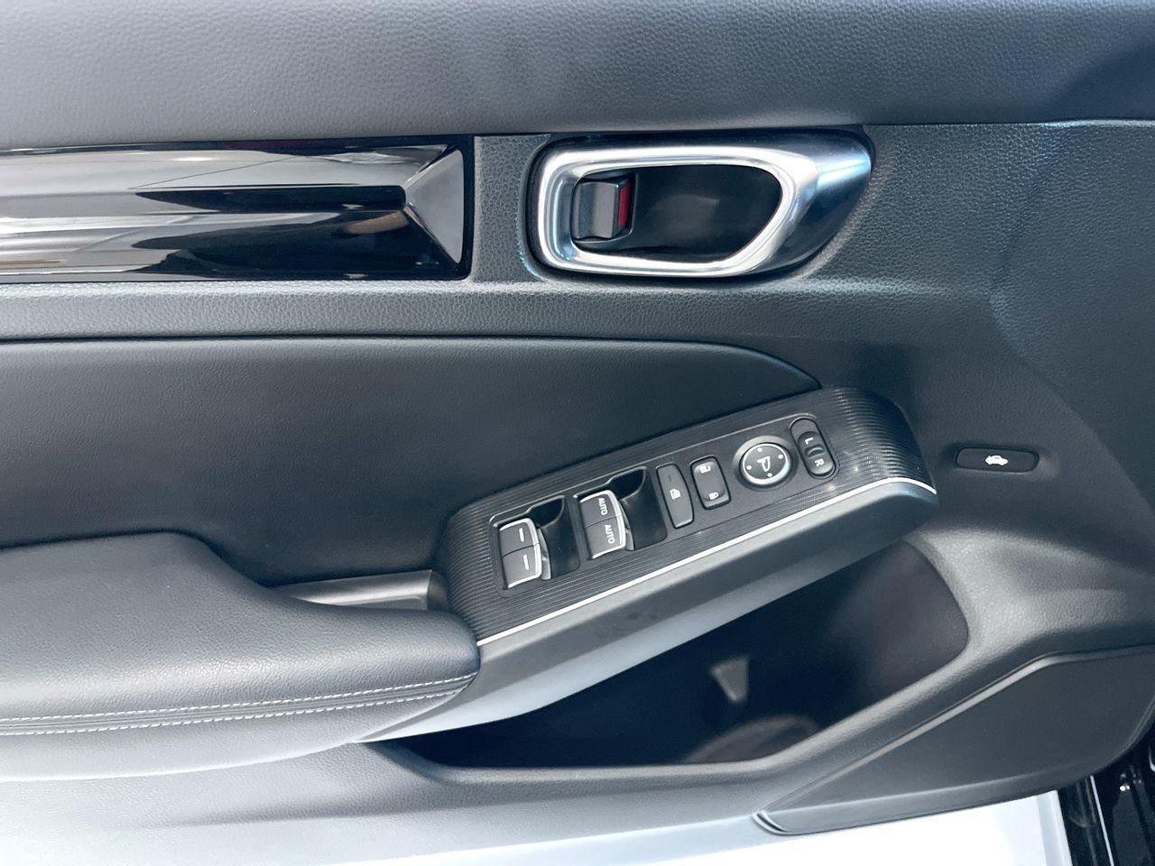 2025 Honda Civic Hybrid