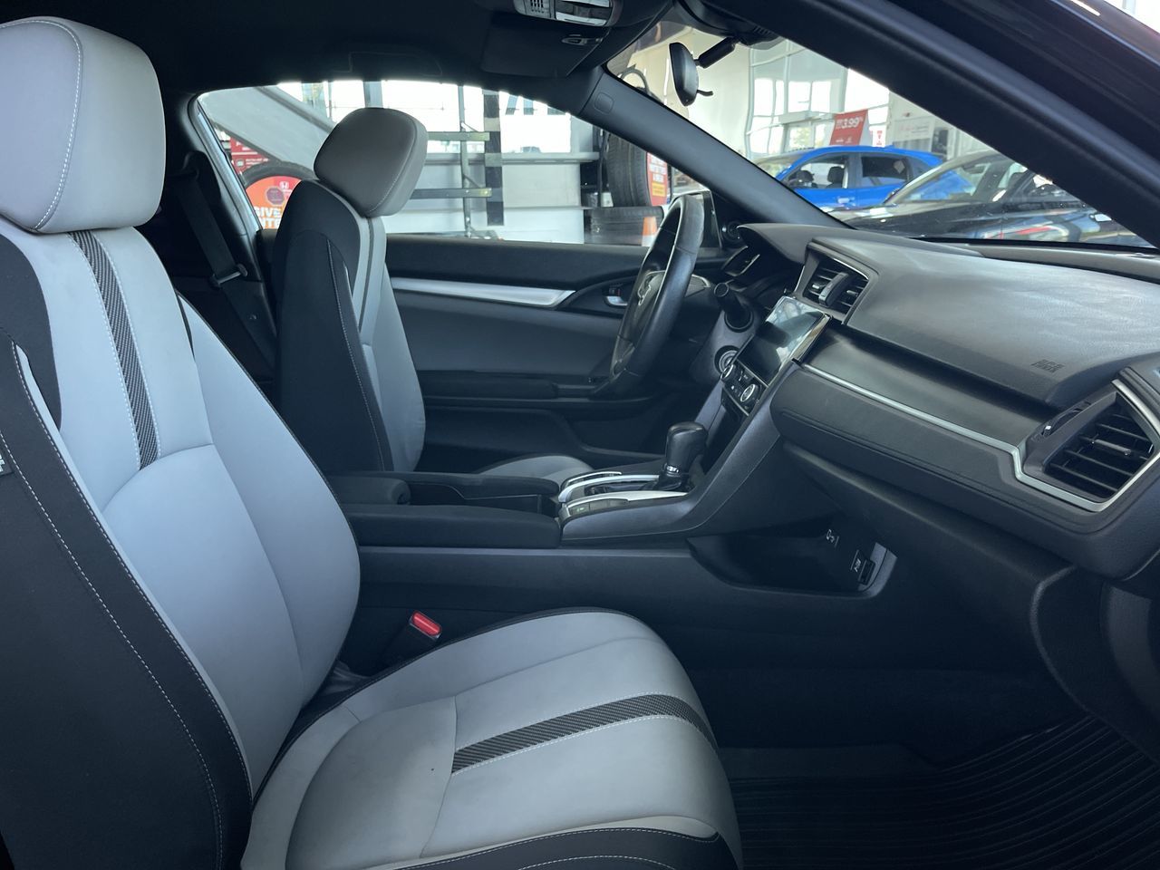 Honda Civic  2018 à Calgary, Alberta