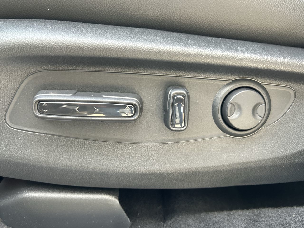 2025 Honda CR-V HYBRID in Calgary, Alberta