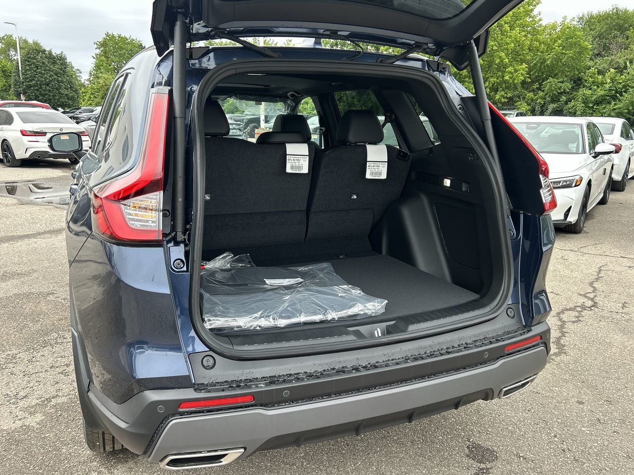 2026 Honda CR-V HYBRID in Calgary, Alberta