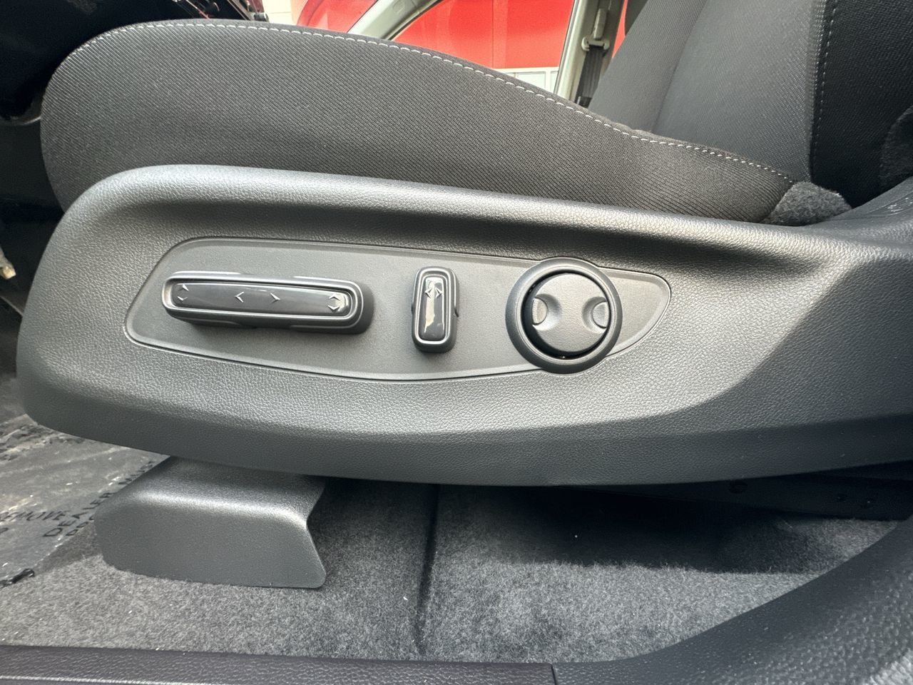 2025 Honda CR-V in Calgary, Alberta
