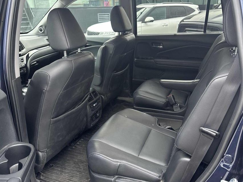 2022 Honda Pilot in Calgary, Alberta