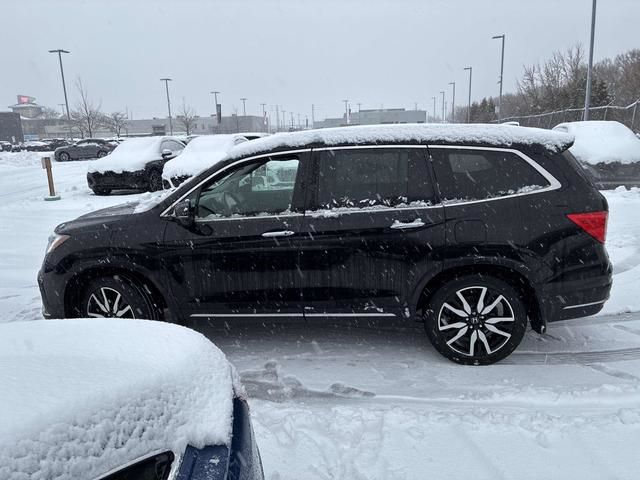 2022 Honda Pilot in Calgary, Alberta