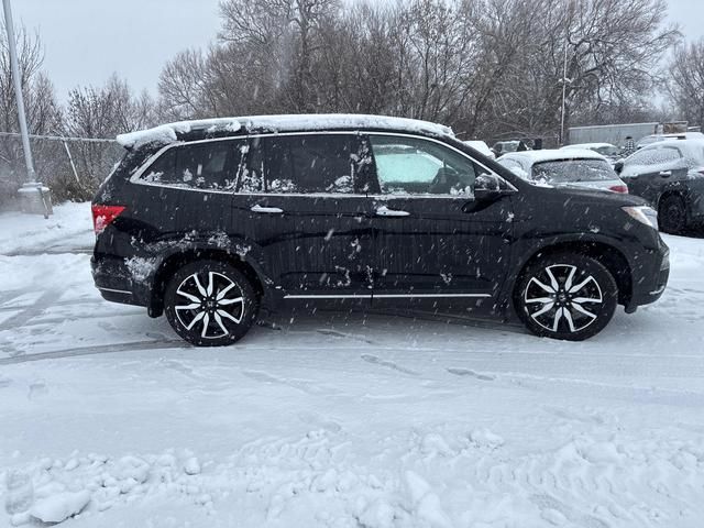 2022 Honda Pilot in Calgary, Alberta