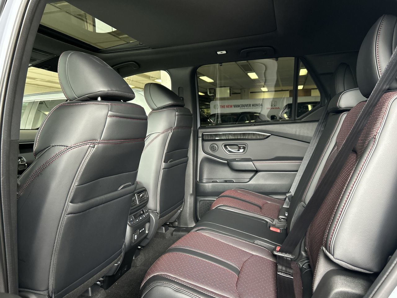 2025 Honda Pilot in Calgary, Alberta