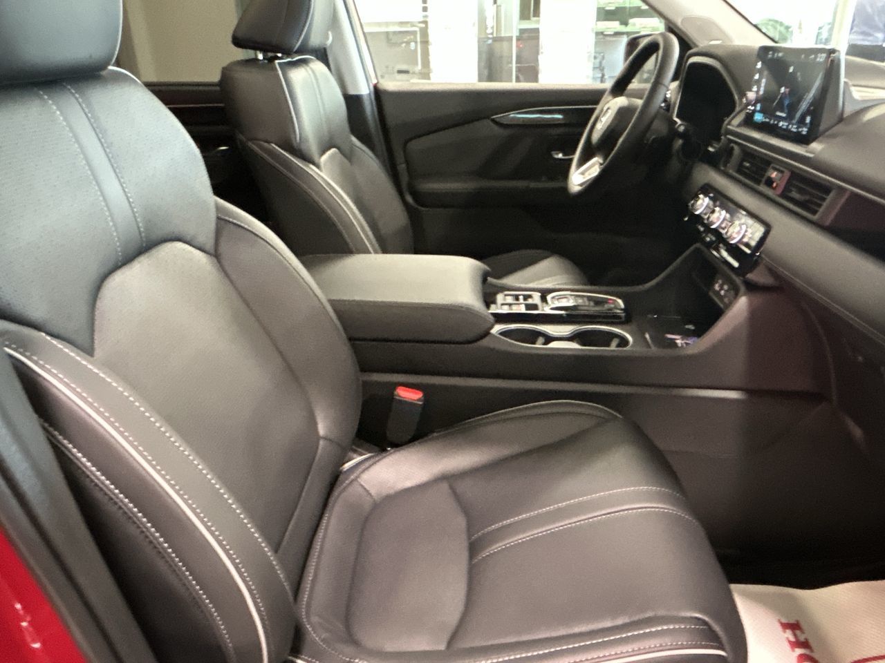 2025 Honda Pilot in Calgary, Alberta