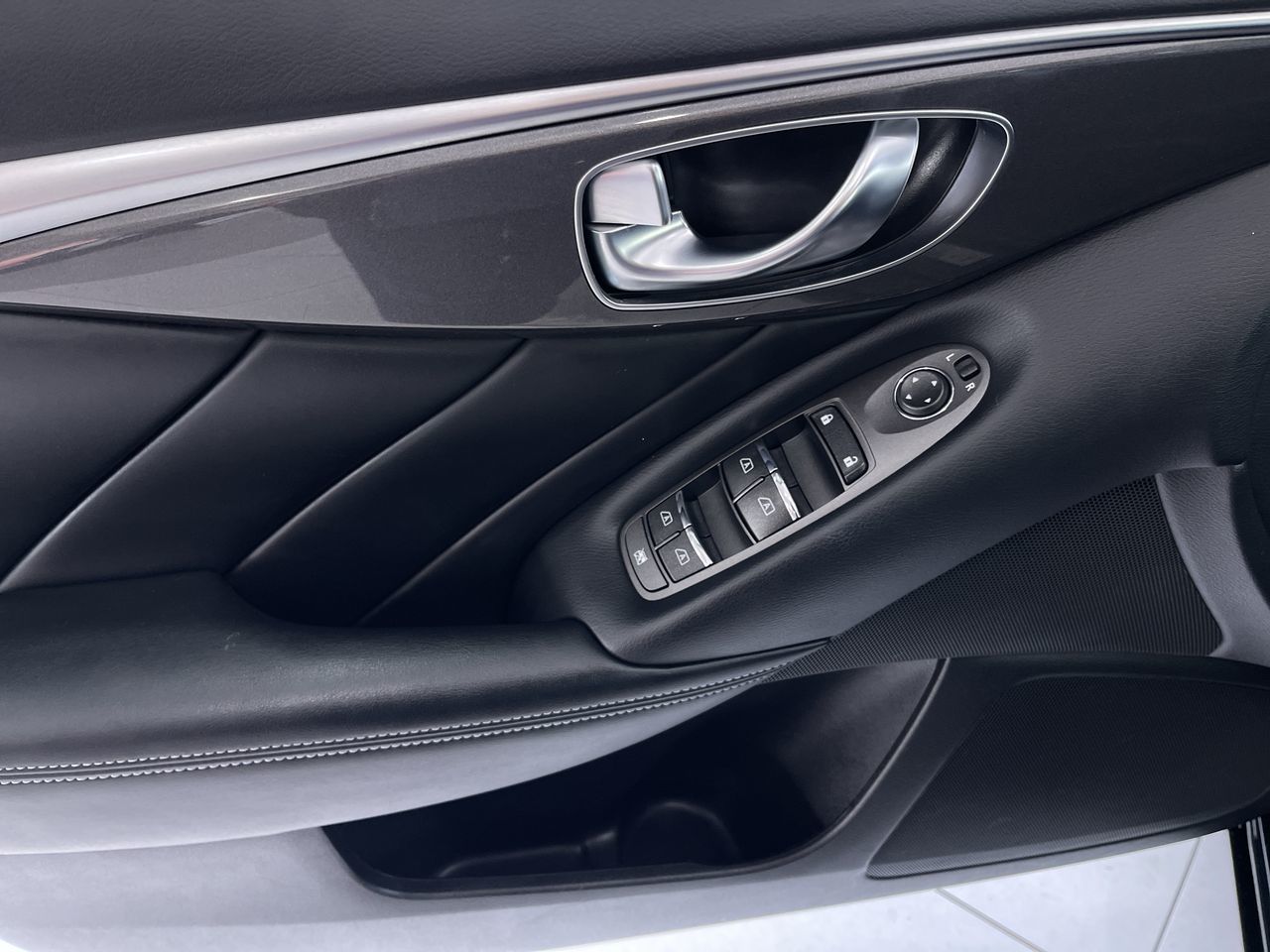 2021 Infiniti Q50 in Calgary, Alberta