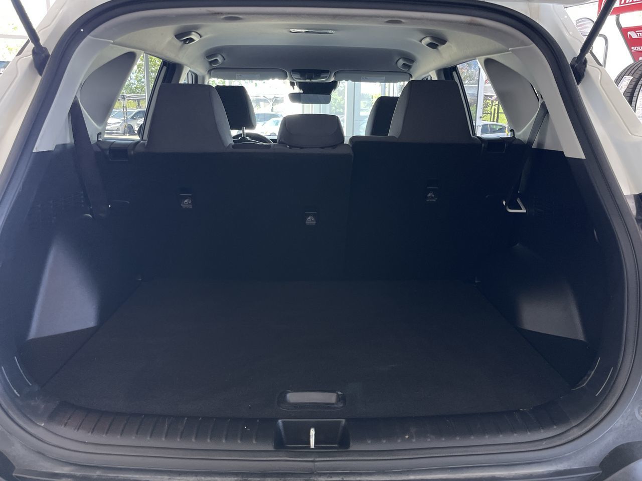 2024 Kia Seltos in Calgary, Alberta