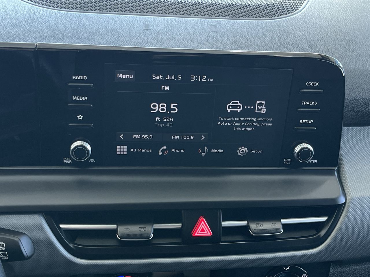 2024 Kia Seltos in Calgary, Alberta