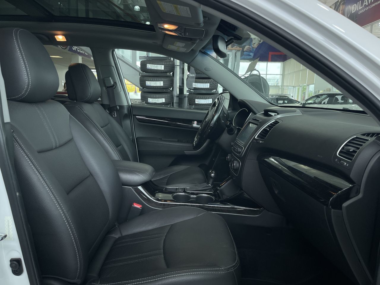 Kia Sorento  2015 à Calgary, Alberta