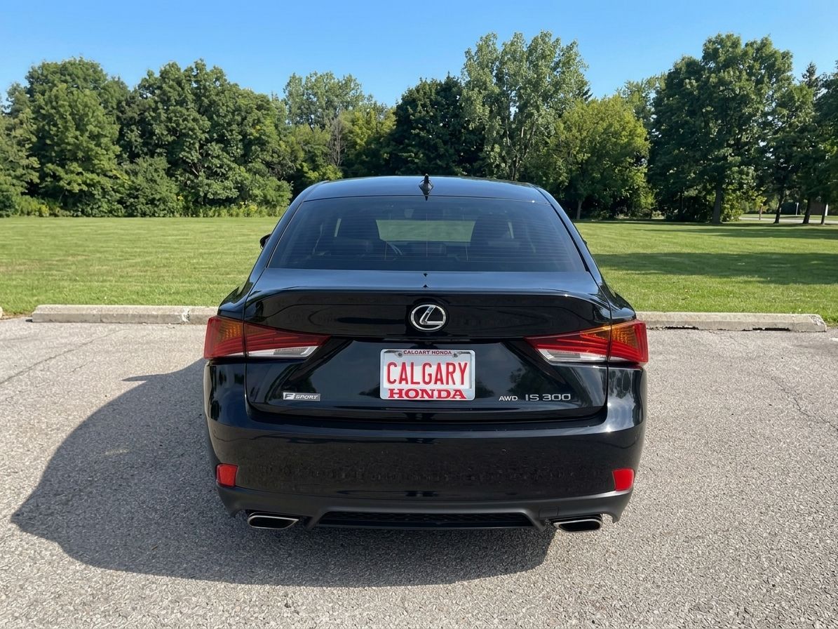 2020 Lexus IS