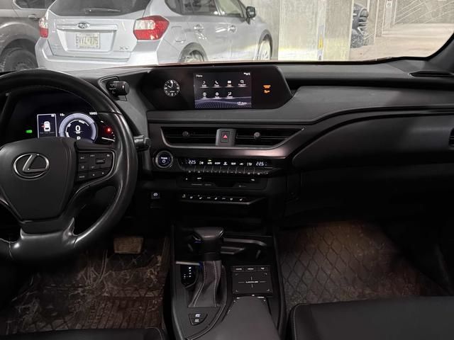 2022 Lexus UXh in Calgary, Alberta