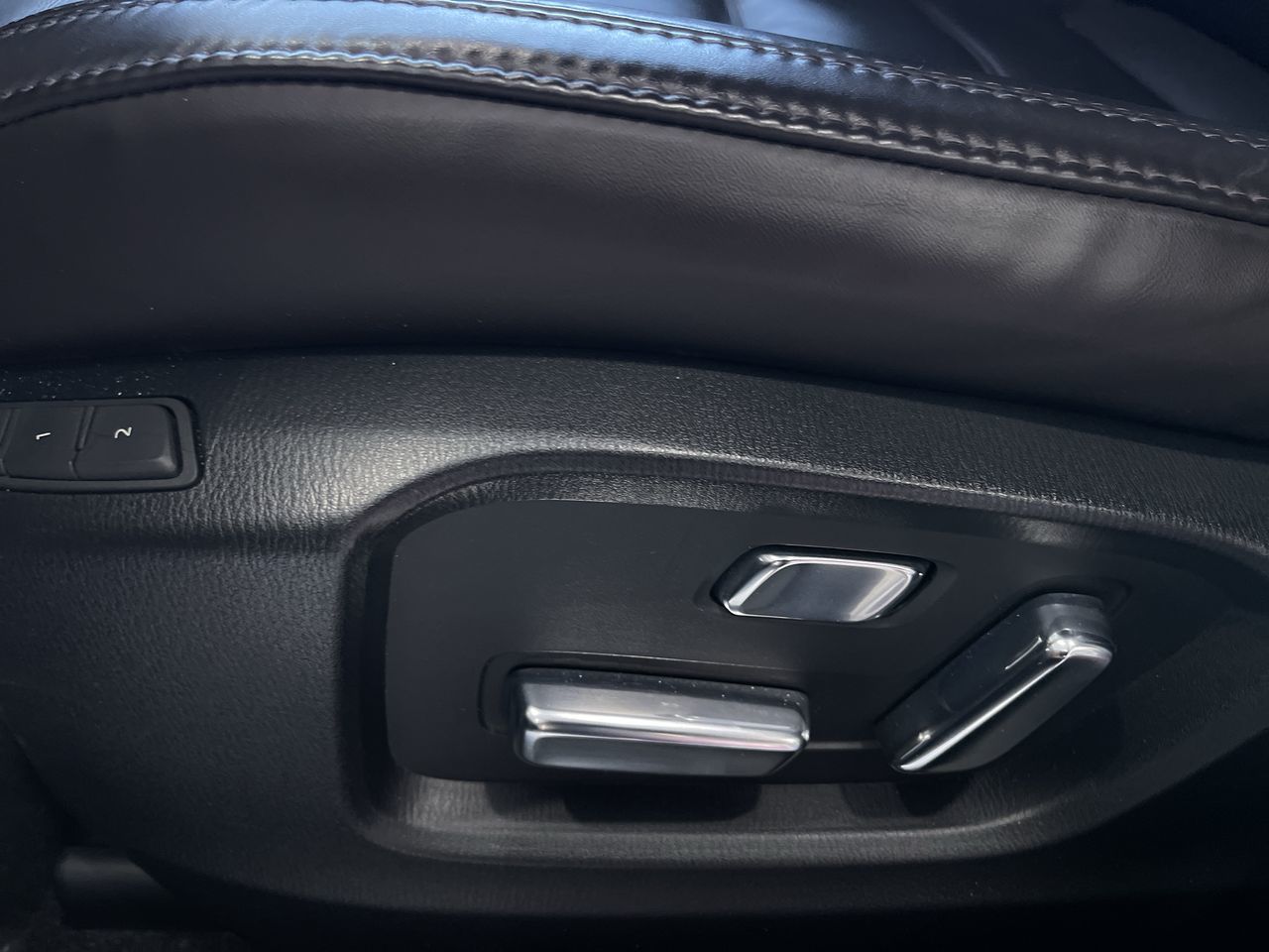 2022 Mazda CX-5 in Calgary, Alberta