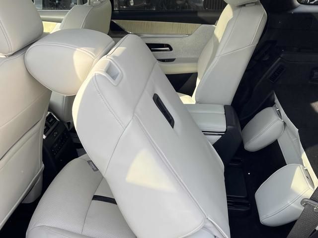 Mazda CX-90 MHEV  2024 à Calgary, Alberta