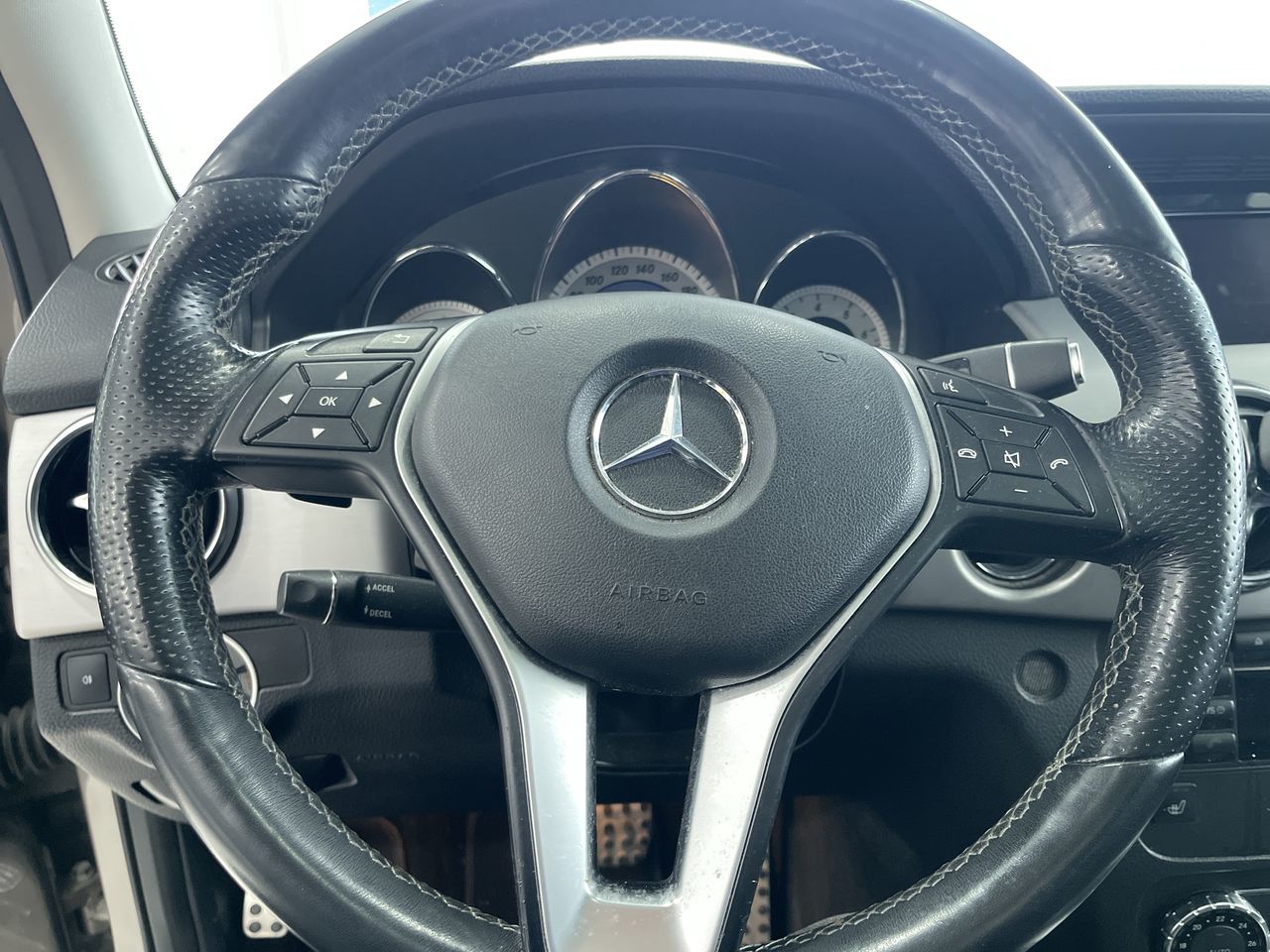 2013 Mercedes-Benz GLK350