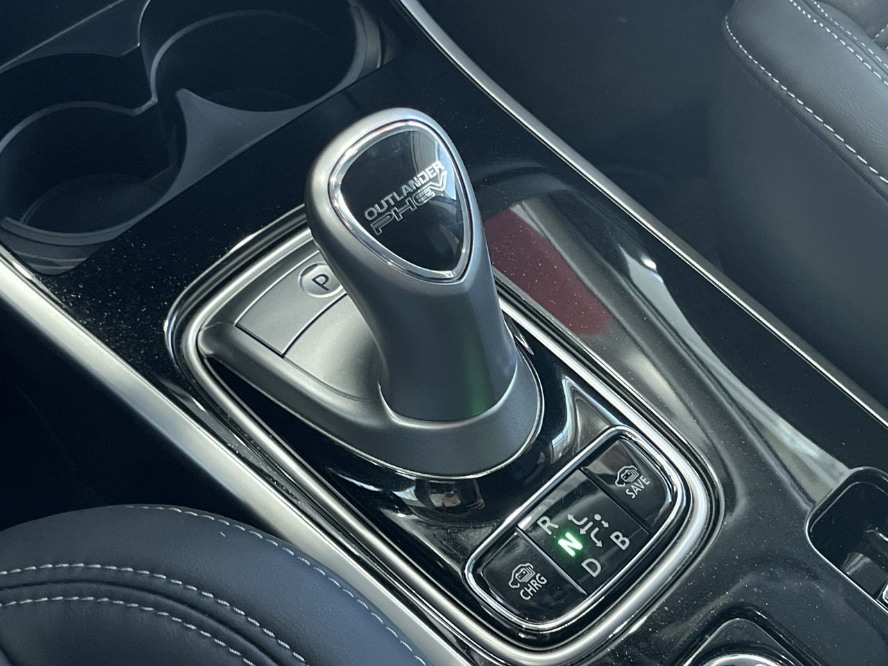 2020 Mitsubishi OUTLANDER PHEV in Calgary, Alberta