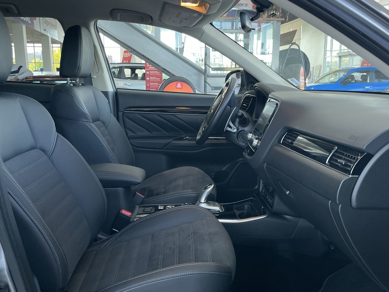 2020 Mitsubishi OUTLANDER PHEV in Calgary, Alberta
