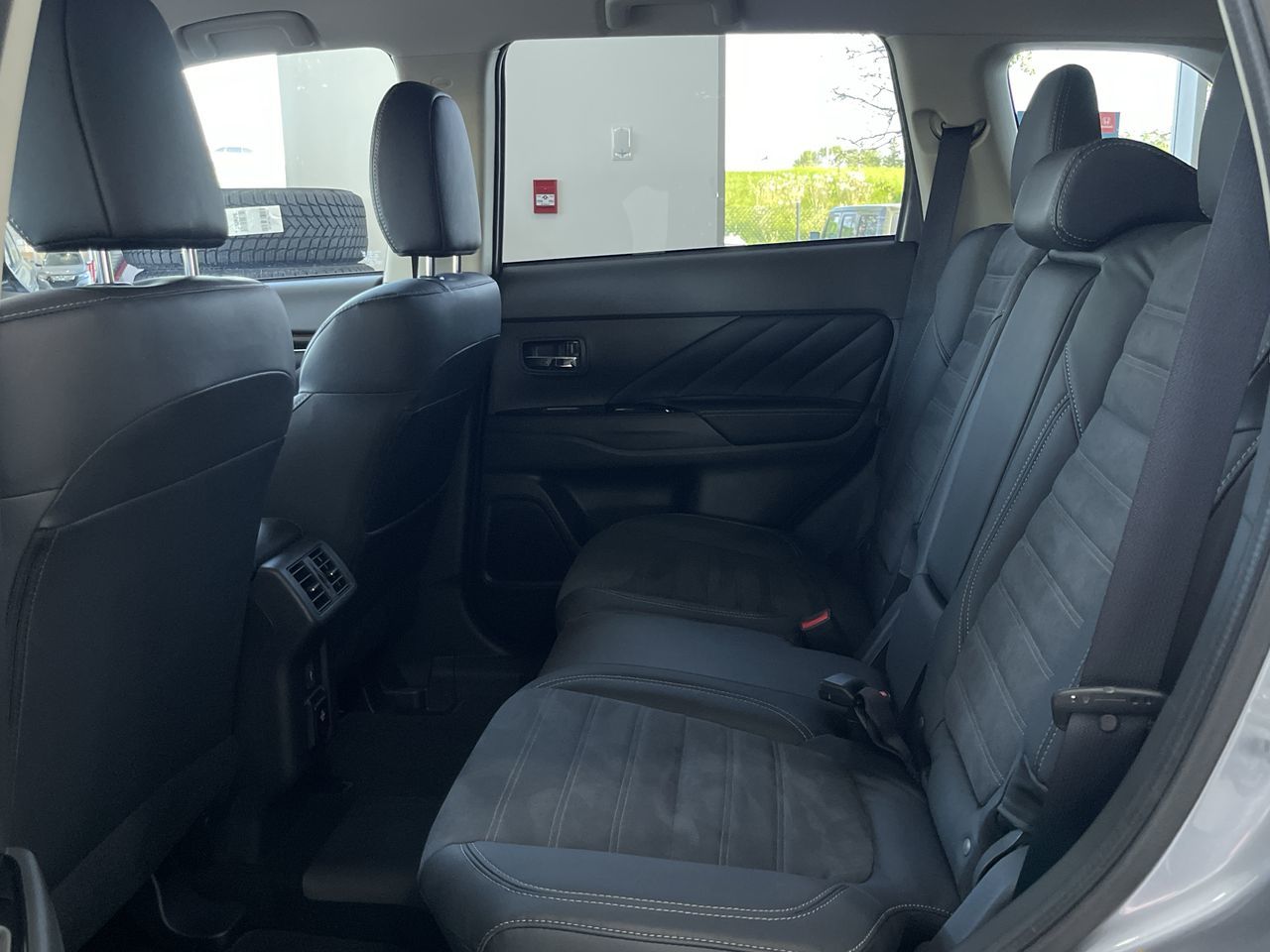 2020 Mitsubishi OUTLANDER PHEV in Calgary, Alberta