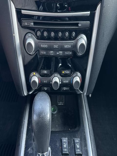 Nissan Pathfinder  2018 à Calgary, Alberta