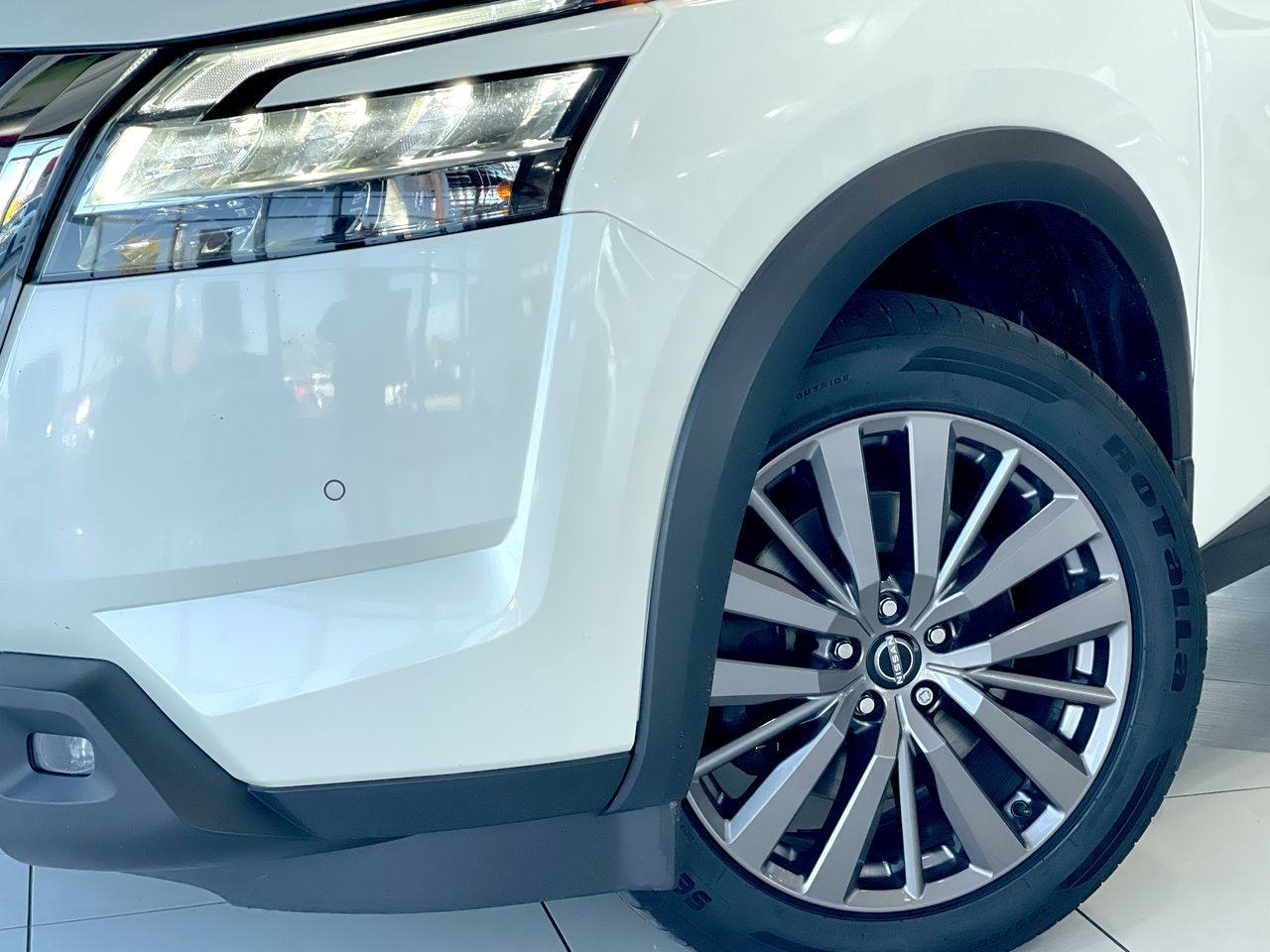 2023 Nissan Pathfinder in Calgary, Alberta