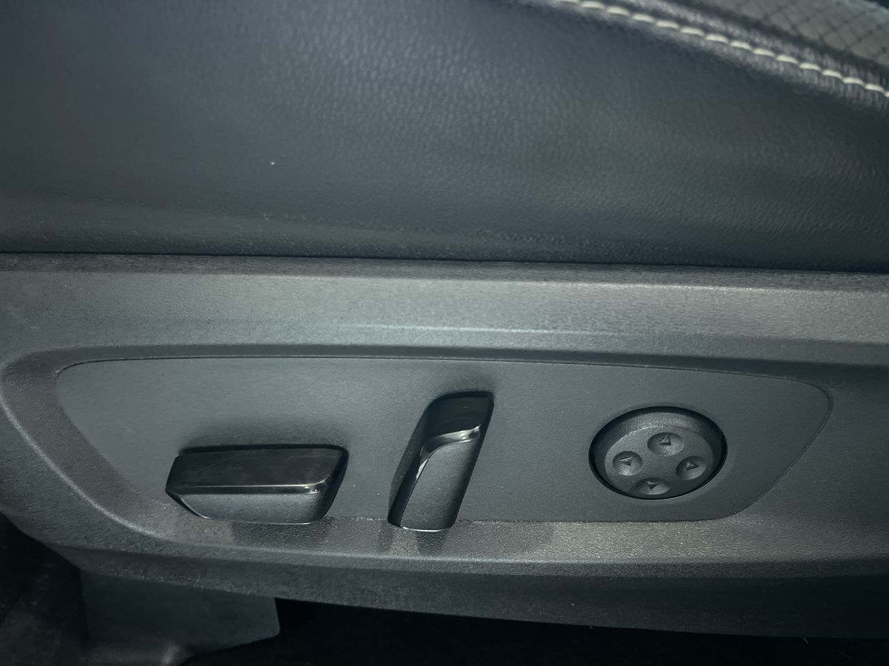 2023 Nissan Pathfinder in Calgary, Alberta