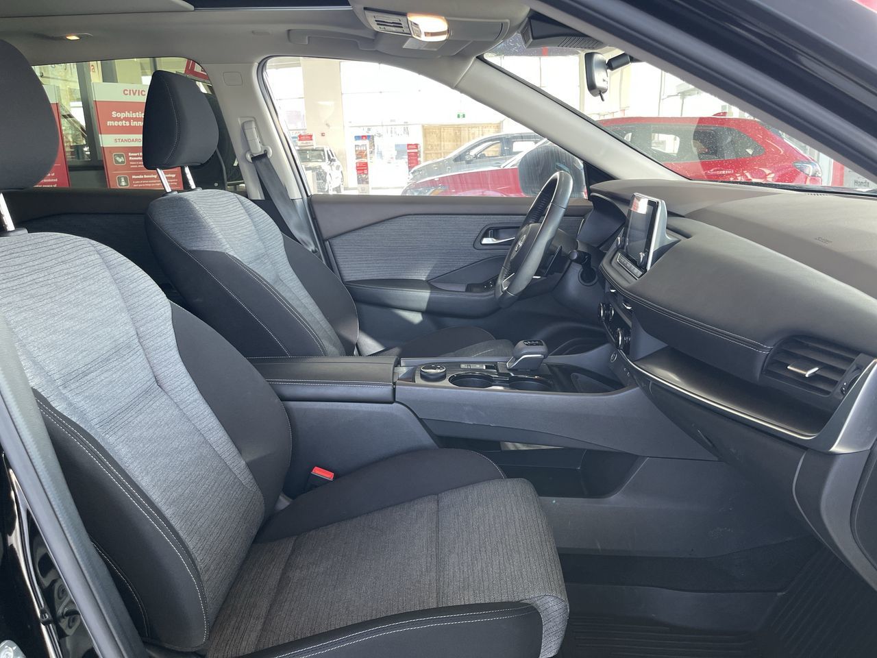 Nissan Rogue  2023 à Calgary, Alberta