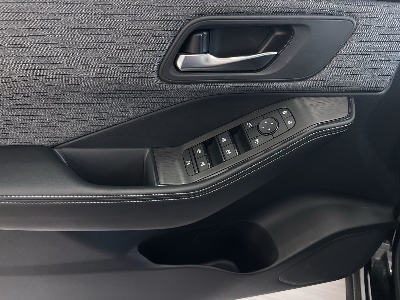 Nissan Rogue  2023 à Calgary, Alberta