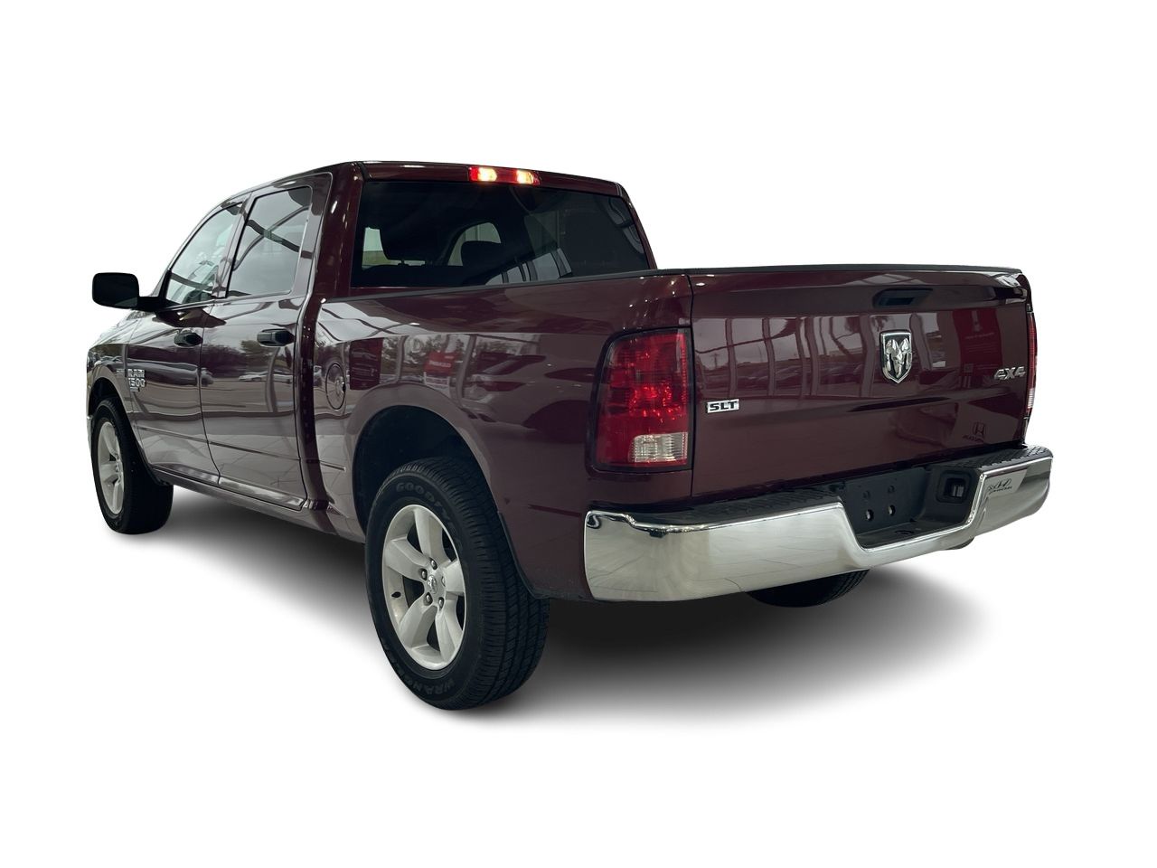 2023 Ram RAM 1500 Classic Crew Cab 4x4 (DS)