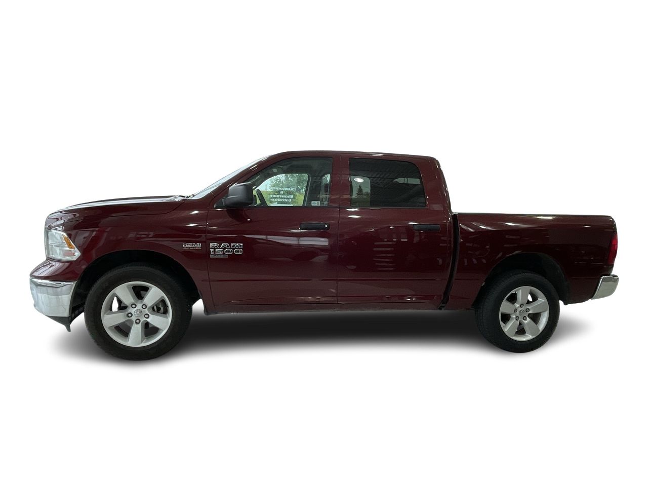 2023 Ram RAM 1500 Classic Crew Cab 4x4 (DS)