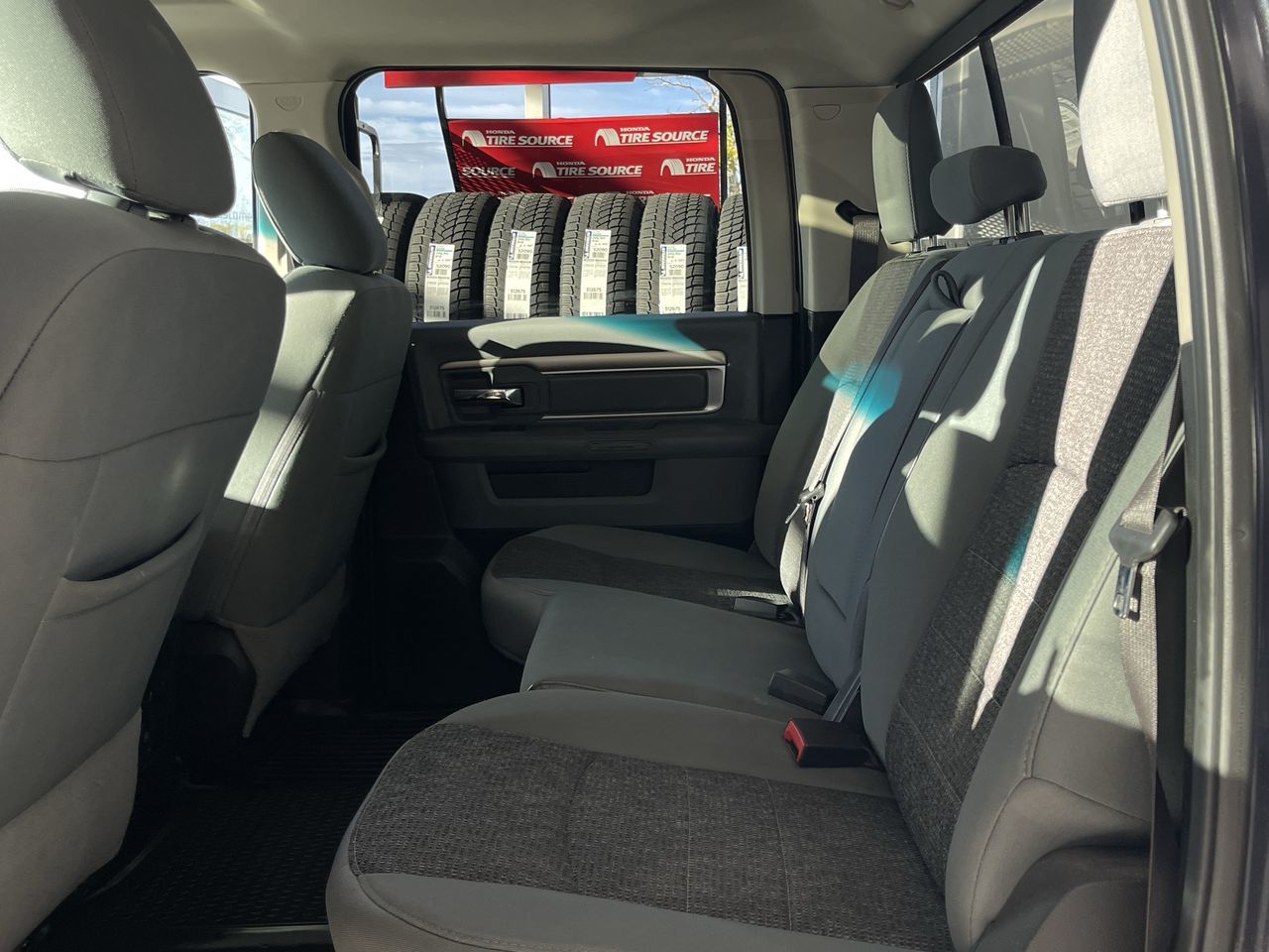 2019 Ram RAM 1500 Crew Cab 4x4 (ds)