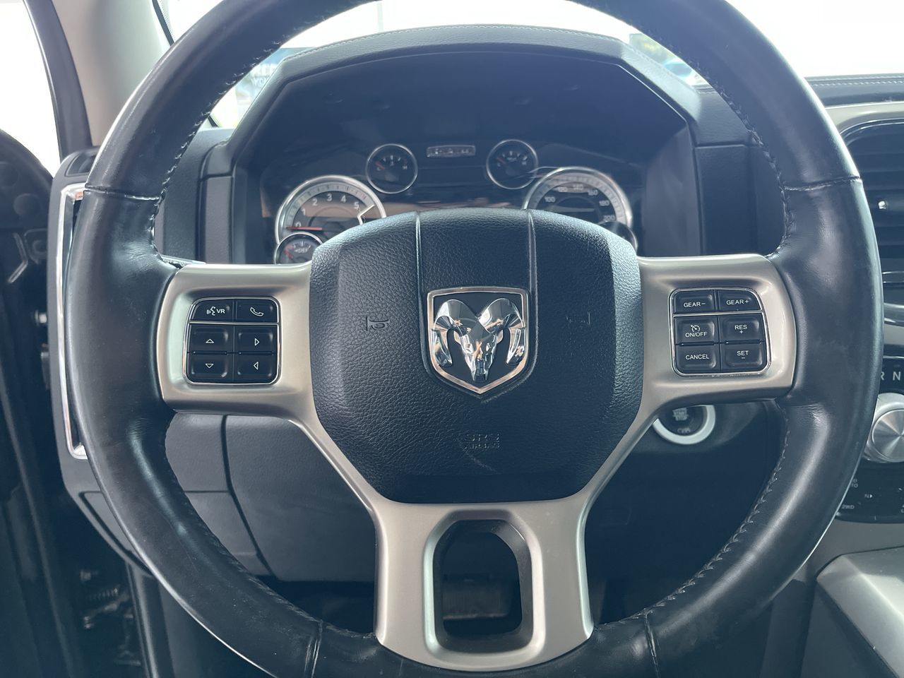 Ram 1500 Crew Cab 4x4  2016 à Calgary, Alberta