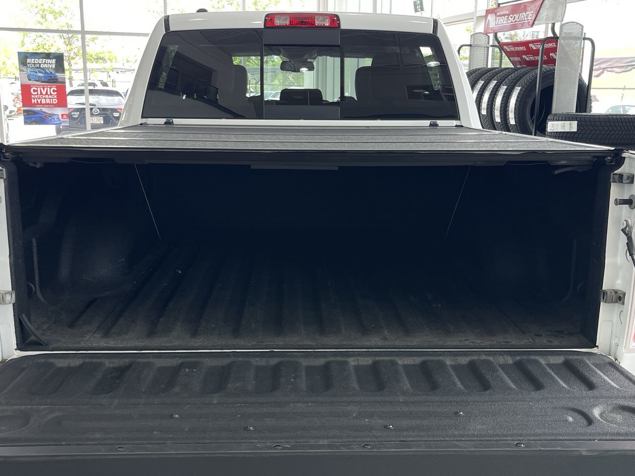 Ram 1500 Crew Cab 4x4  2017 à Calgary, Alberta