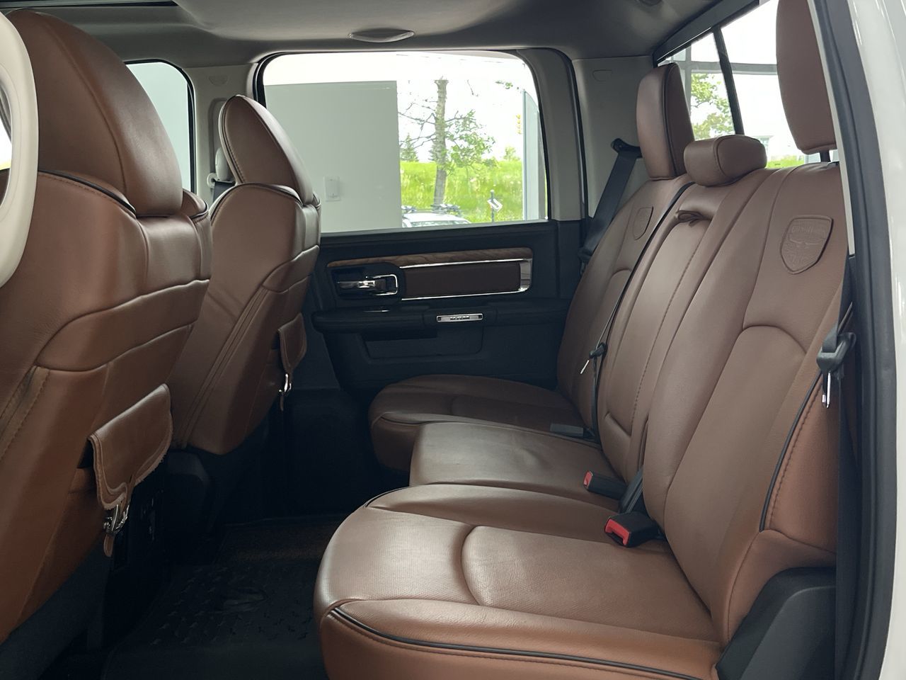 Ram 1500 Crew Cab 4x4  2017 à Calgary, Alberta