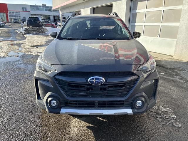 Subaru Outback  2023 à Calgary, Alberta