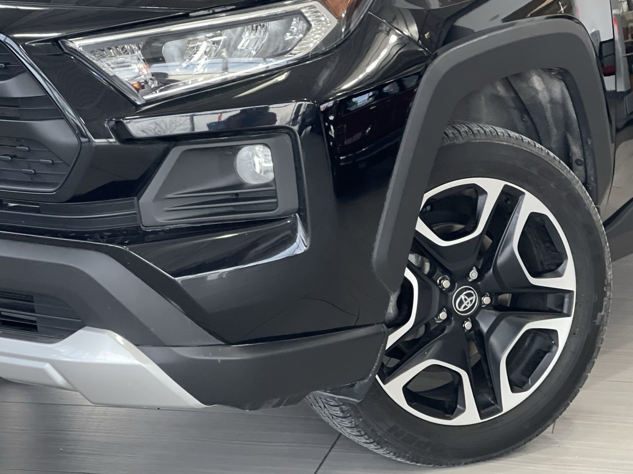 Toyota RAV4  2021 à Calgary, Alberta