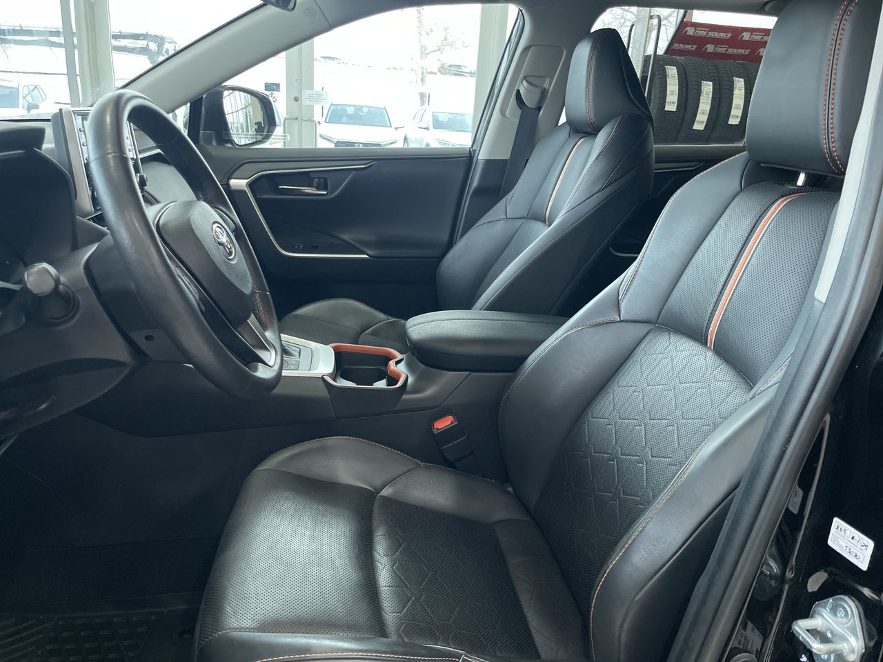 Toyota RAV4  2021 à Calgary, Alberta