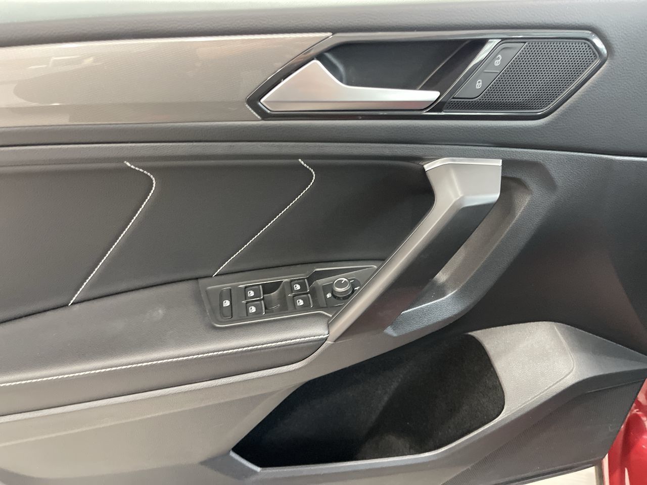 2022 Volkswagen Tiguan in Calgary, Alberta