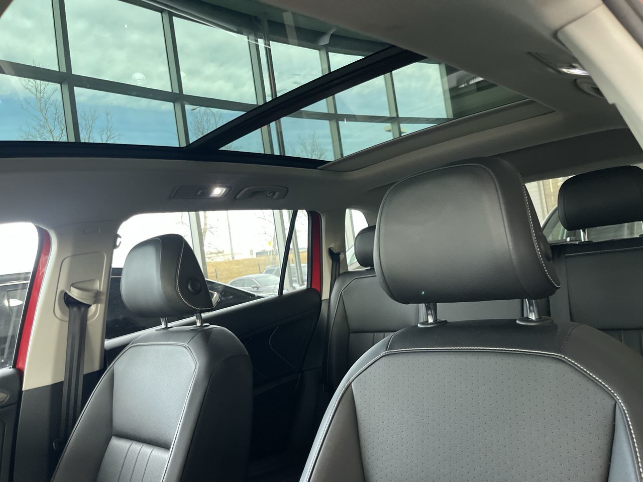 2022 Volkswagen Tiguan in Calgary, Alberta