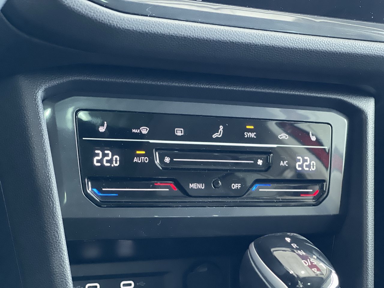 2022 Volkswagen Tiguan in Calgary, Alberta