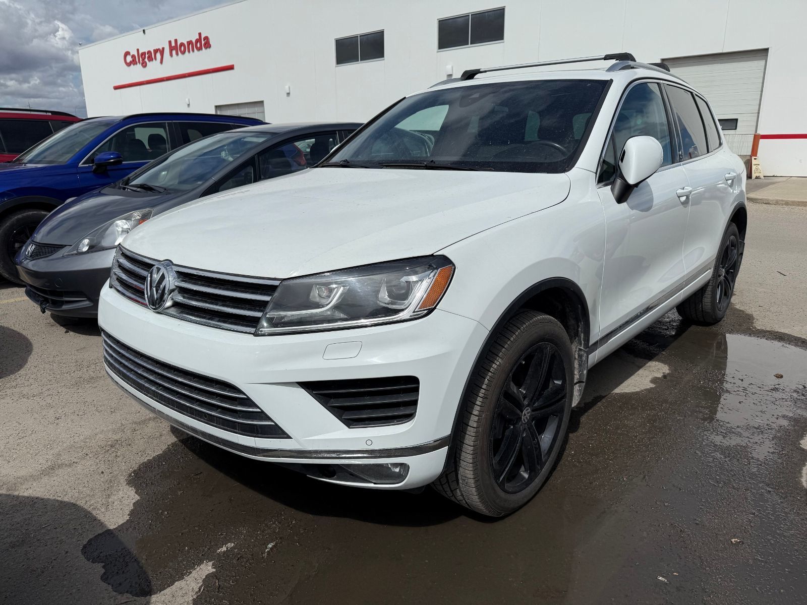 2017 Volkswagen Touareg in Calgary, Alberta