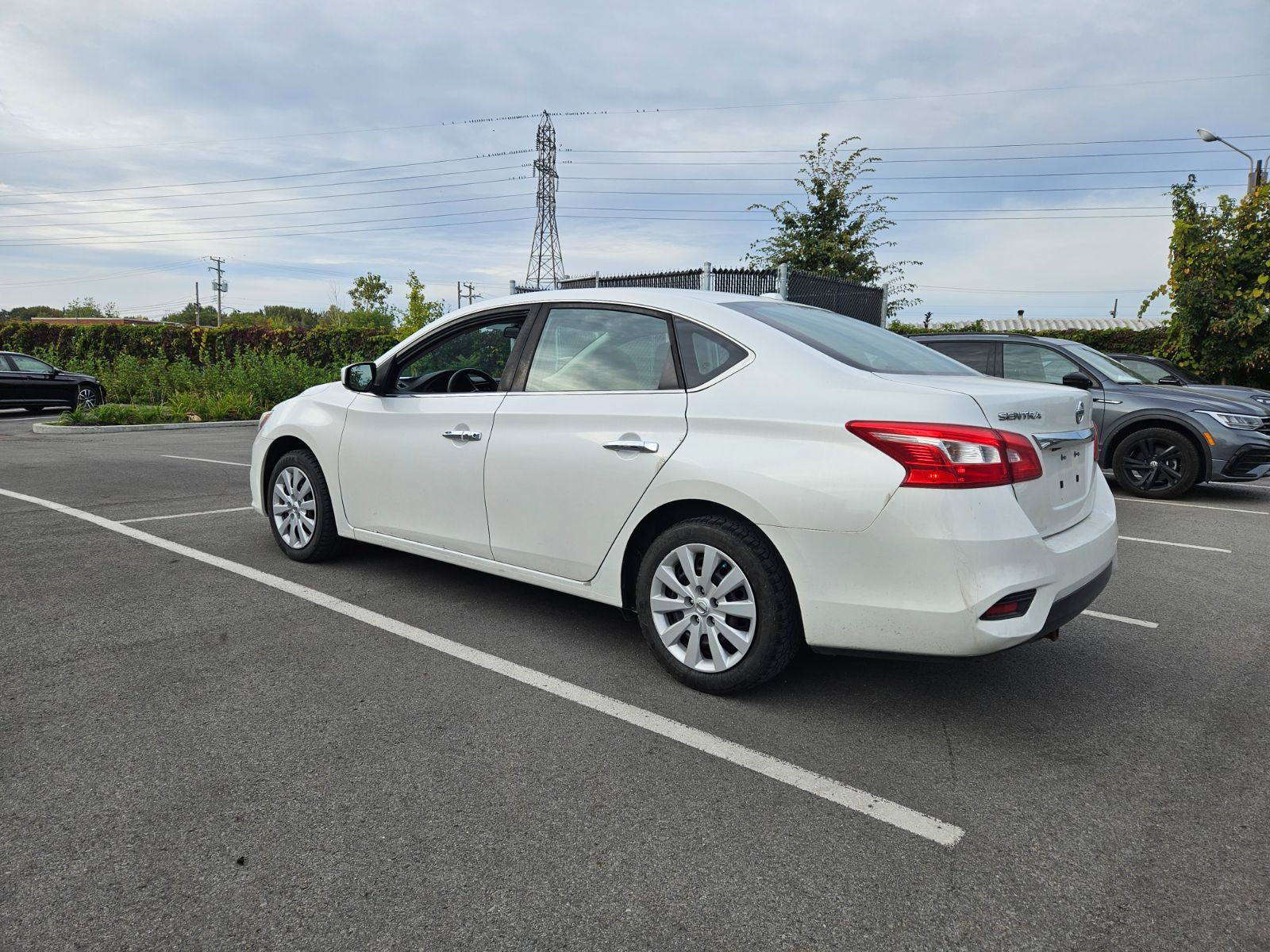 Photo 2017 Nissan Sentra SV/ CVT/ DEMAREUR DISTANCE/ 110$ PAR SEMAINE - 24 #2