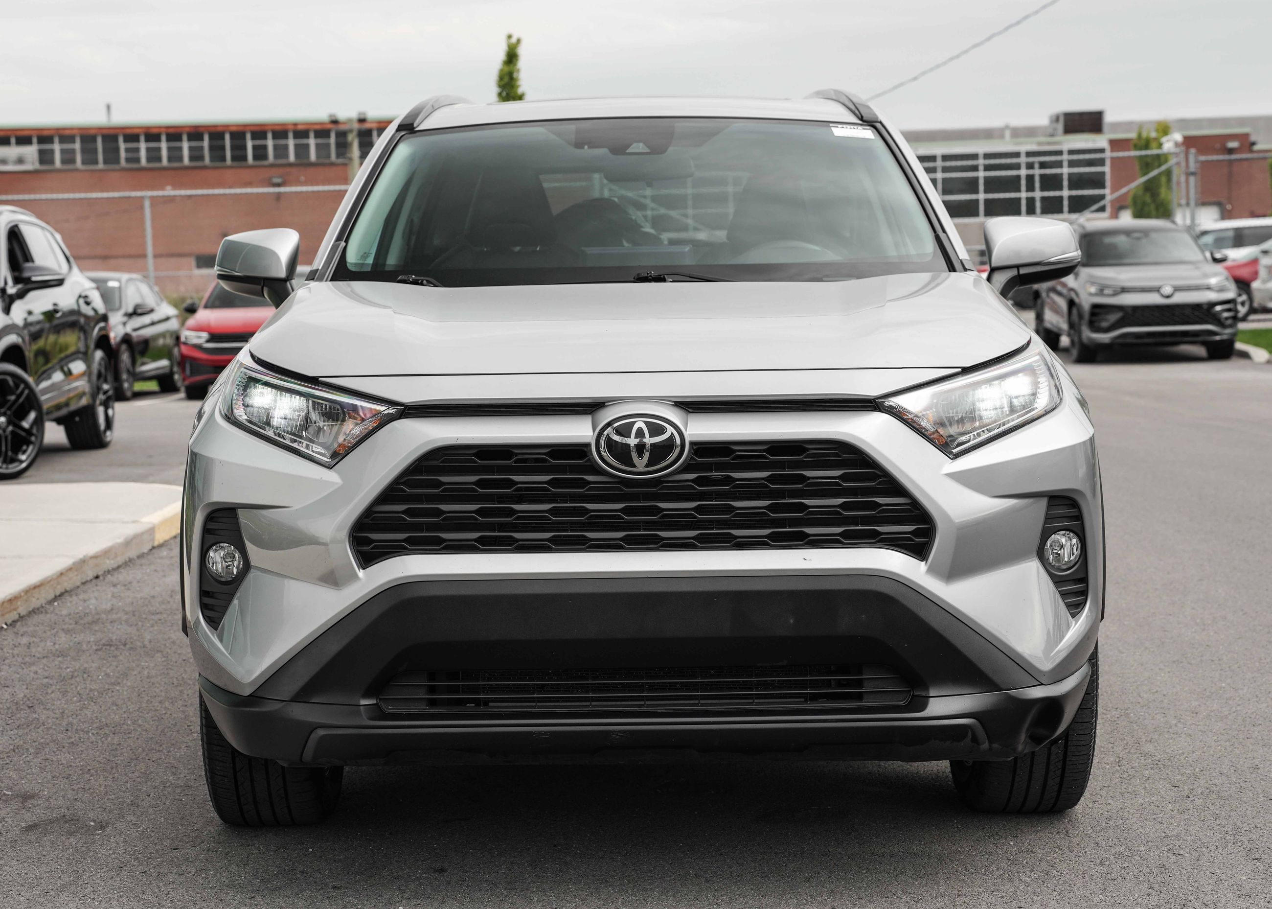 Photo 2021 Toyota RAV4 XLE/ AWD/ 124$ PAR SEMAINE - 72 MOIS #2