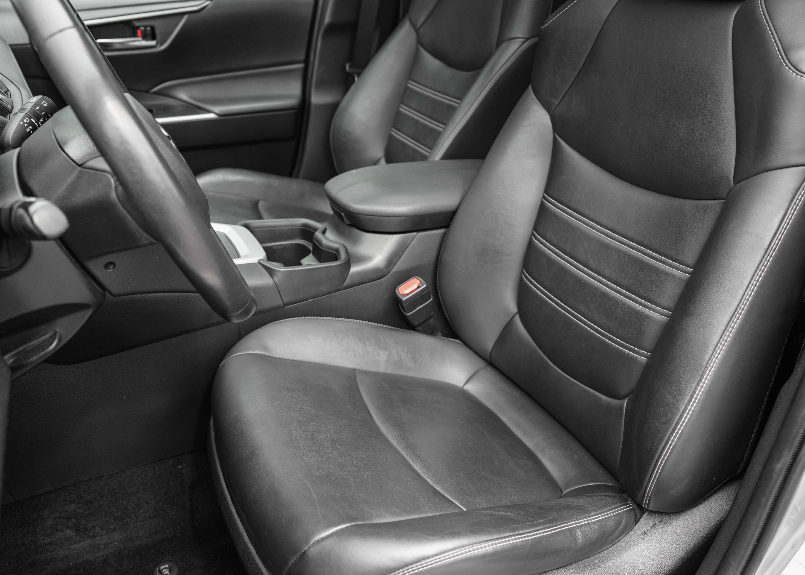 Photo 2021 Toyota RAV4 XLE/ AWD/ 124$ PAR SEMAINE - 72 MOIS #7