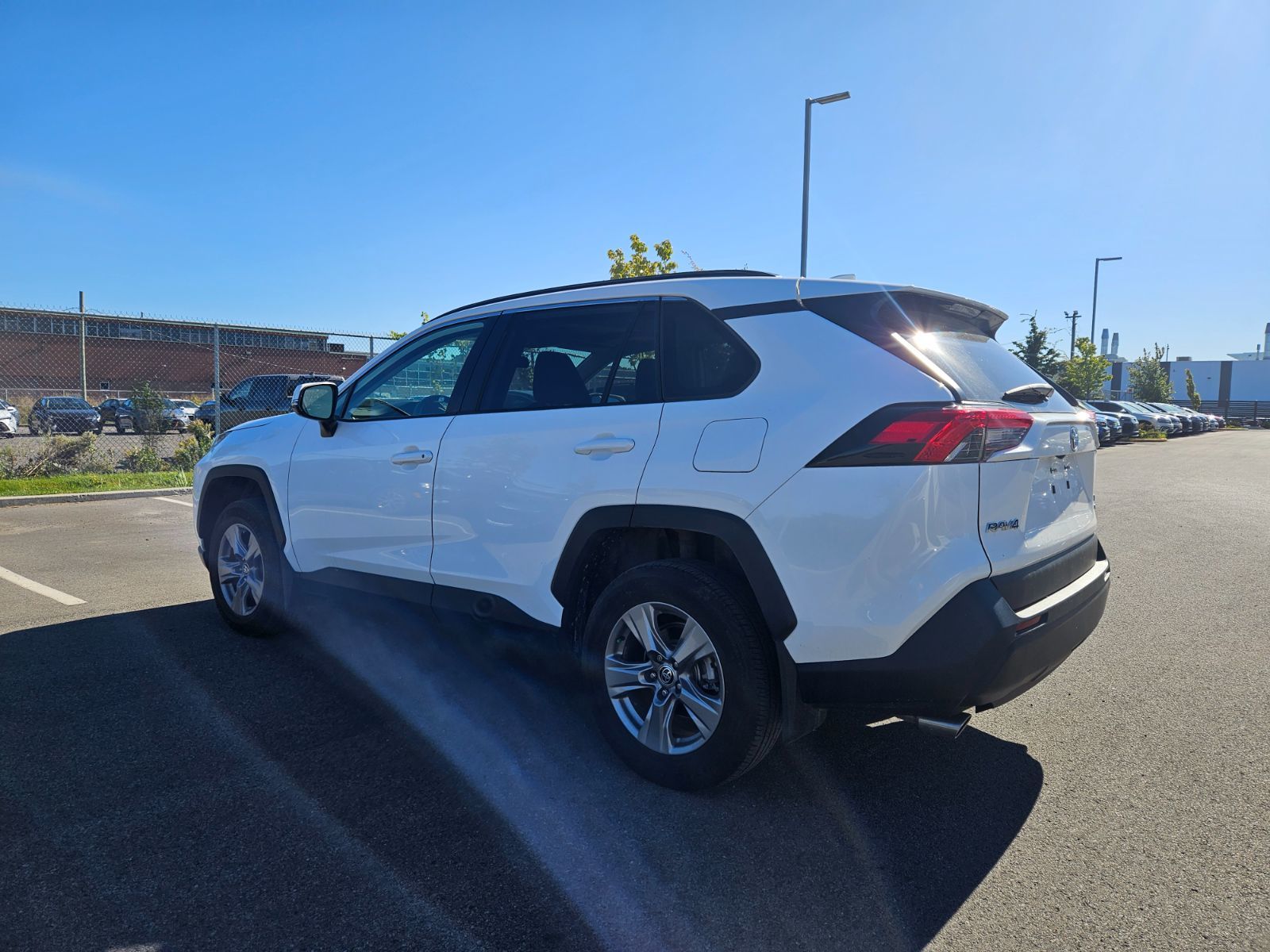 Photo 2024 Toyota RAV4 XLE/ AWD/ 118$ PAR SEMAINE - 96 MOIS #2
