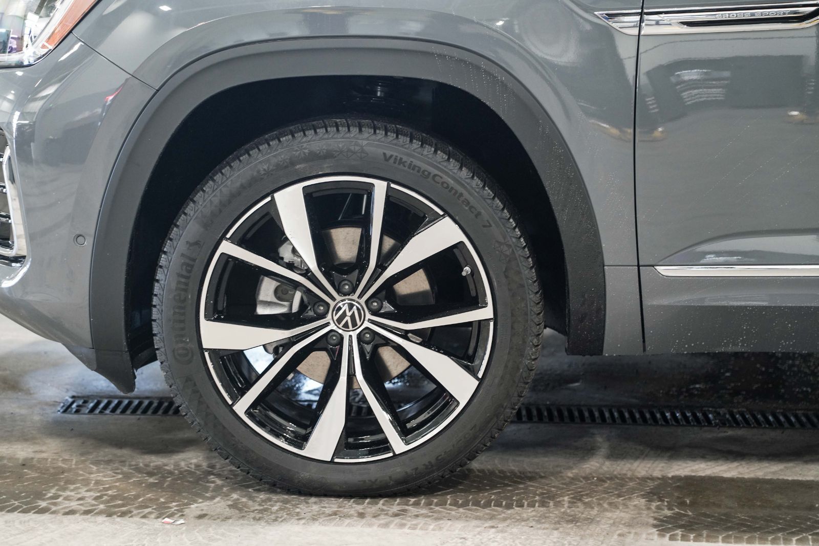 Volkswagen Atlas Cross Sport Execline 2025 — photo 8