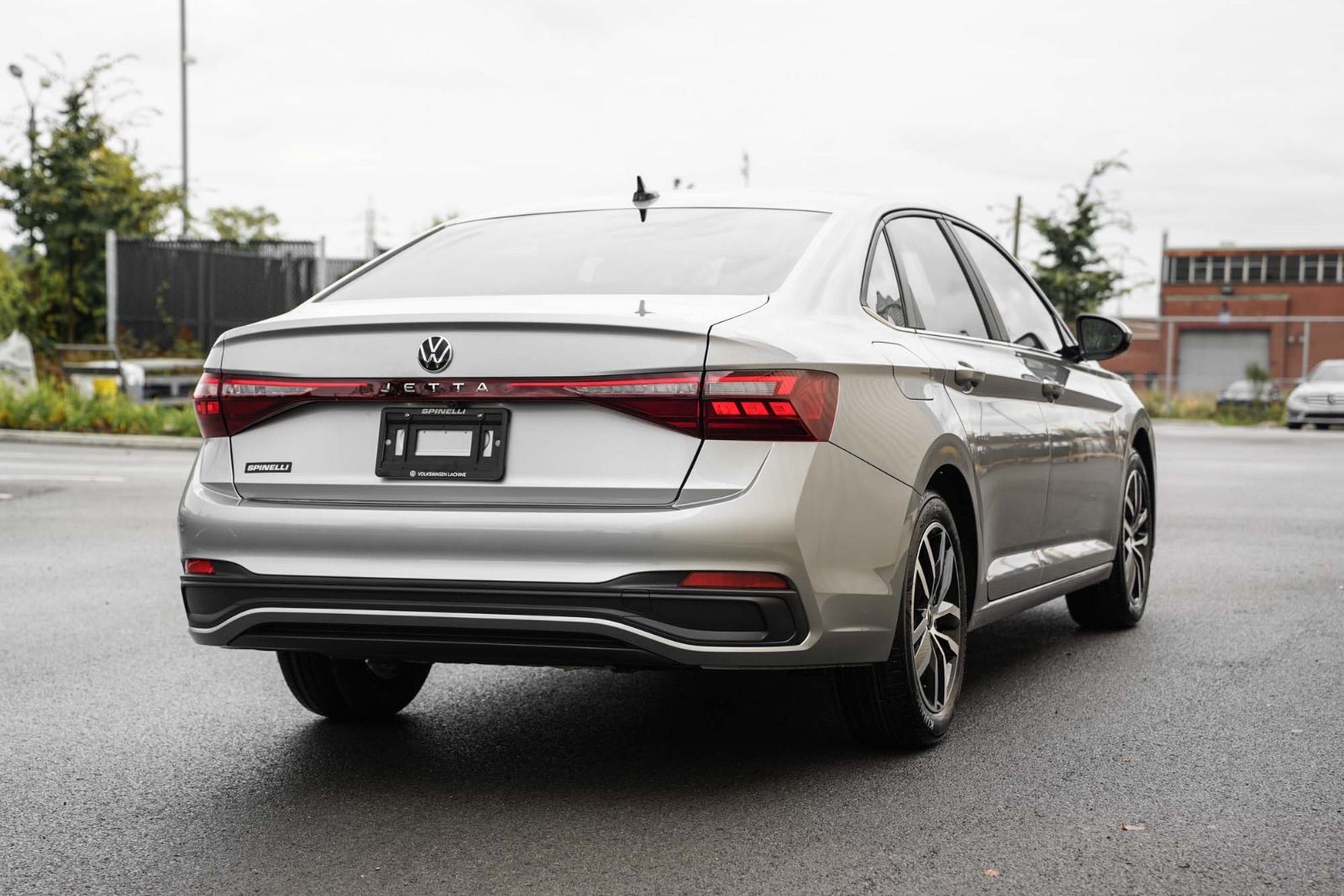 Photo 2027 Volkswagen Jetta Comfortline #6